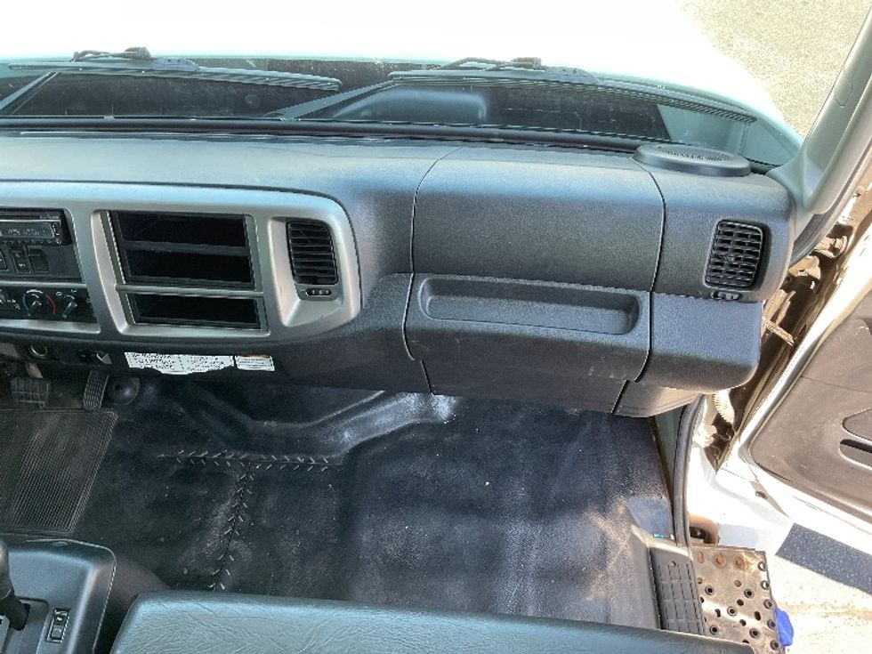 Medium Duty Box Truck-Light and Medium Duty Trucks-Hino-2019-268-Etobicoke-ON-267,913\n\t\tkm-$ 66,500 - Image 21