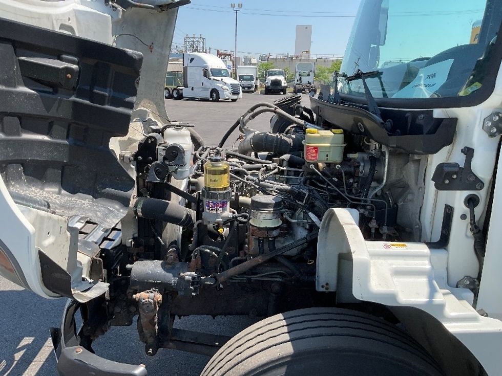 Medium Duty Box Truck-Light and Medium Duty Trucks-Hino-2019-268-Etobicoke-ON-267,913\n\t\tkm-$ 66,500 - Image 24