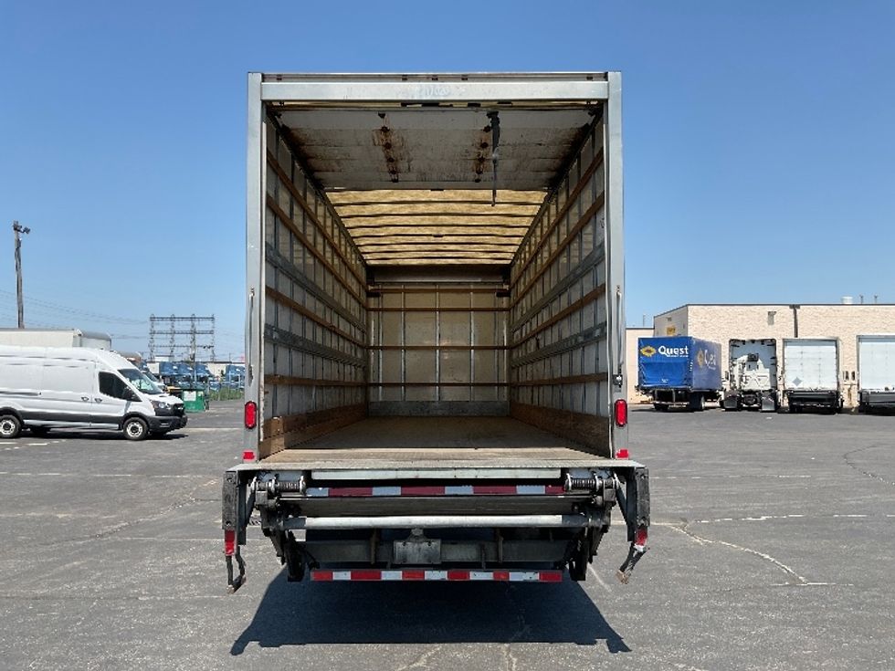 Medium Duty Box Truck-Light and Medium Duty Trucks-Hino-2019-268-Etobicoke-ON-267,913\n\t\tkm-$ 66,500 - Image 8