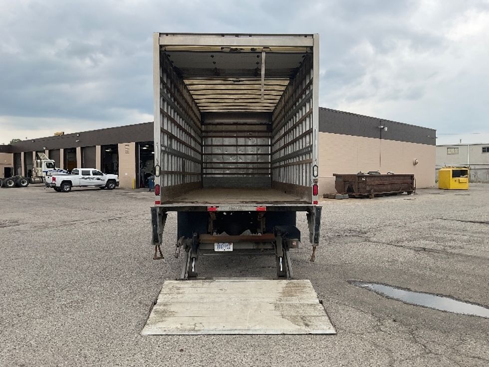 Medium Duty Box Truck-Light and Medium Duty Trucks-Hino-2019-268-Flint-MI-165,895\n\t\tmiles-$ 47,000 - Image 9