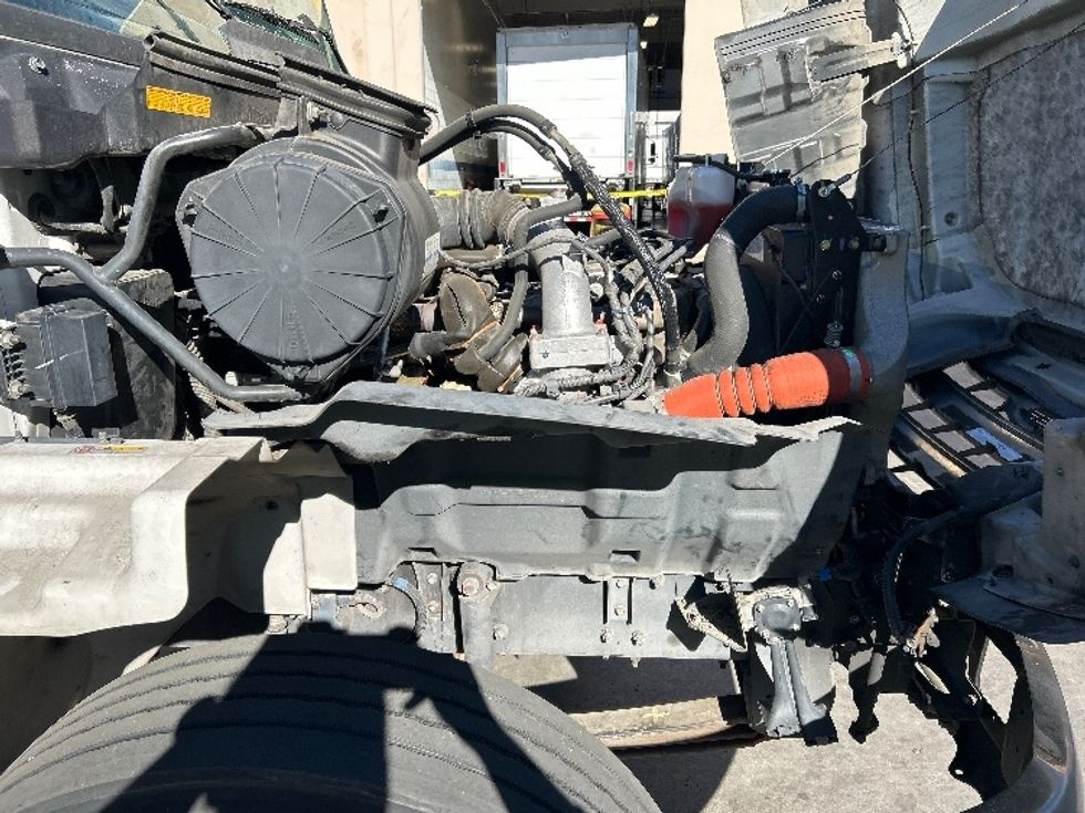 Medium Duty Box Truck-Light and Medium Duty Trucks-Hino-2019-268-Fontana-CA-100,663\n\t\tmiles-$ 61,500 - Image 23