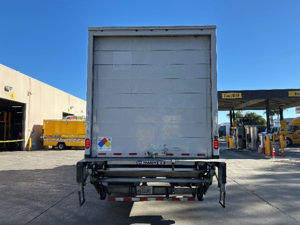 Medium Duty Box Truck-Light and Medium Duty Trucks-Hino-2019-268-Fontana-CA-100,663\n\t\tmiles-$ 61,500 - Image 7