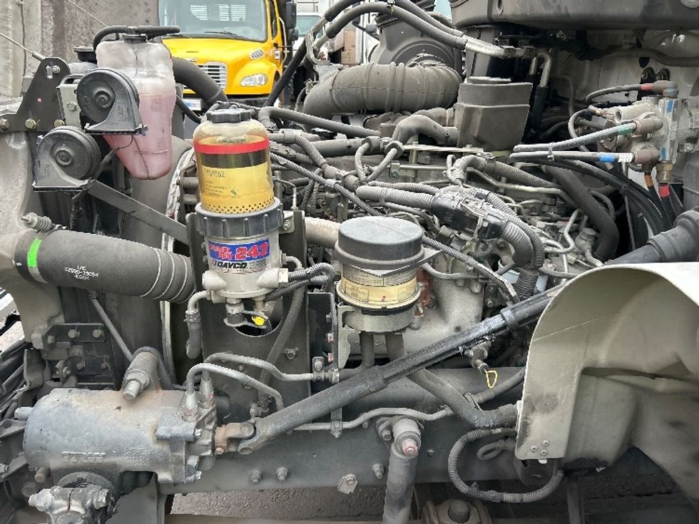 Medium Duty Box Truck-Light and Medium Duty Trucks-Hino-2019-268-Fontana-CA-101,336\n\t\tmiles-$ 61,000 - Image 23