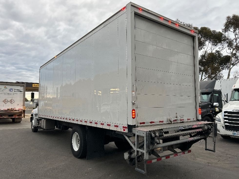 Medium Duty Box Truck-Light and Medium Duty Trucks-Hino-2019-268-Fontana-CA-101,336\n\t\tmiles-$ 61,000 - Image 6