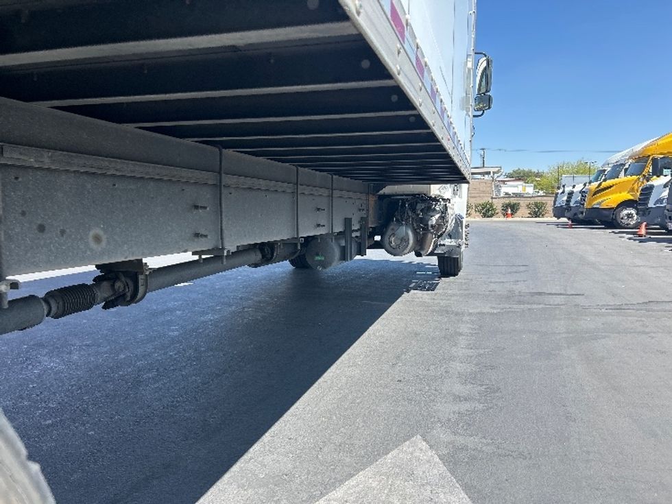Medium Duty Box Truck-Light and Medium Duty Trucks-Hino-2019-268-Fontana-CA-141,470\n\t\tmiles-$ 50,250 - Image 14