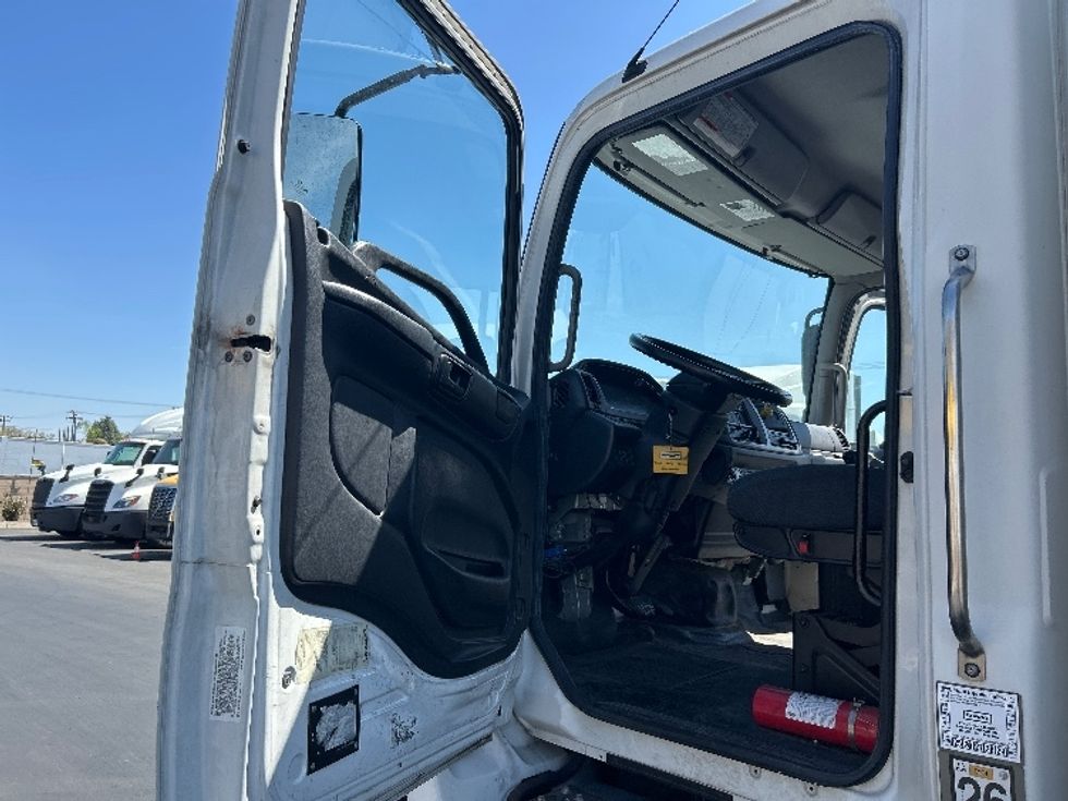 Medium Duty Box Truck-Light and Medium Duty Trucks-Hino-2019-268-Fontana-CA-141,470\n\t\tmiles-$ 50,250 - Image 16