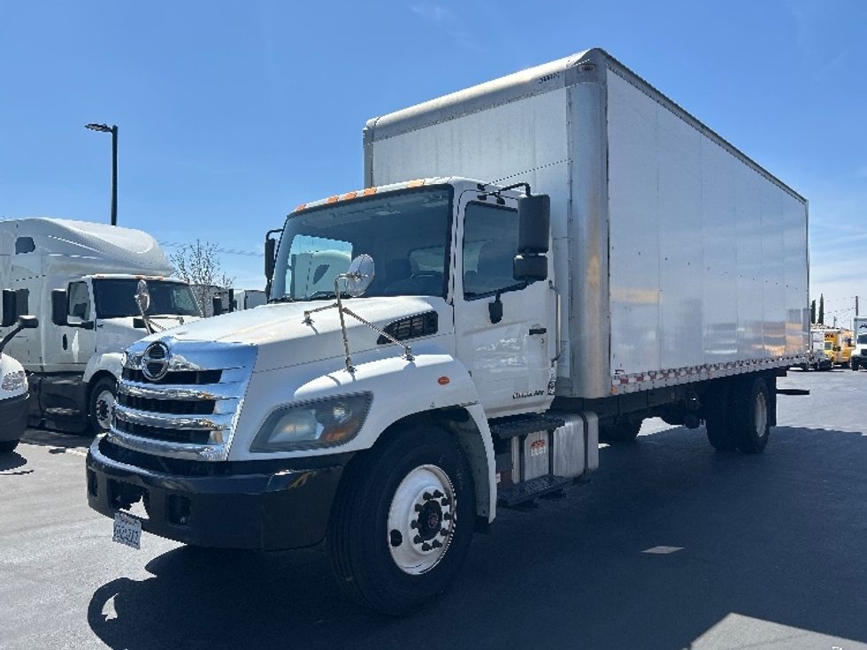Medium Duty Box Truck-Light and Medium Duty Trucks-Hino-2019-268-Fontana-CA-141,470\n\t\tmiles-$ 50,250 - Image 3