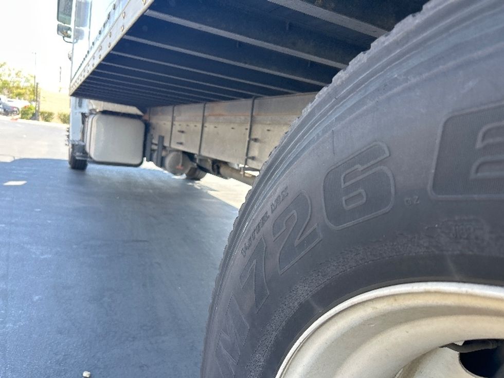 Medium Duty Box Truck-Light and Medium Duty Trucks-Hino-2019-268-Fontana-CA-141,470\n\t\tmiles-$ 50,250 - Image 5