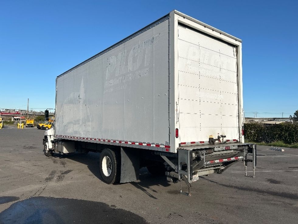 Medium Duty Box Truck-Light and Medium Duty Trucks-Hino-2019-268-Fontana-CA-153,993\n\t\tmiles-$ 55,500 - Image 6