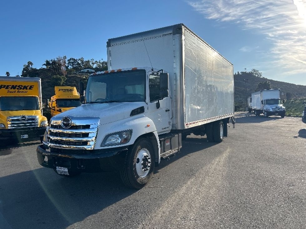 Medium Duty Box Truck-Light and Medium Duty Trucks-Hino-2019-268-Fontana-CA-163,371\n\t\tmiles-$ 54,000 - Image 3