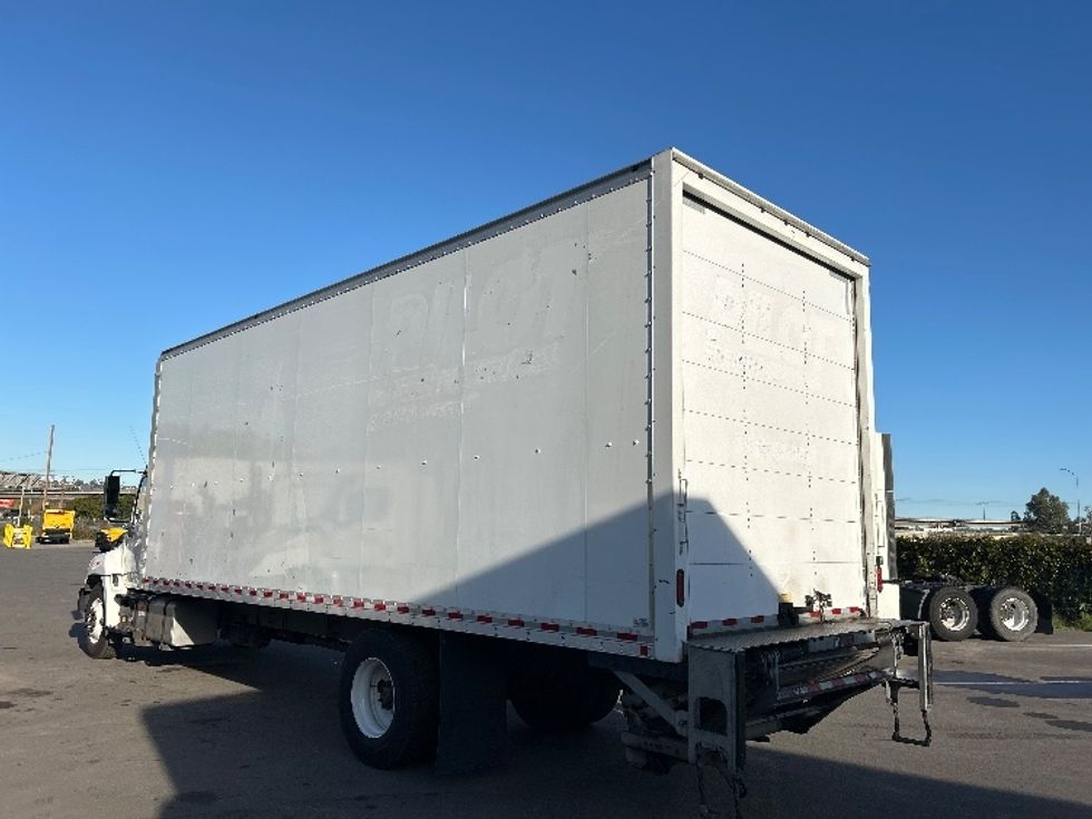Medium Duty Box Truck-Light and Medium Duty Trucks-Hino-2019-268-Fontana-CA-163,371\n\t\tmiles-$ 54,000 - Image 6