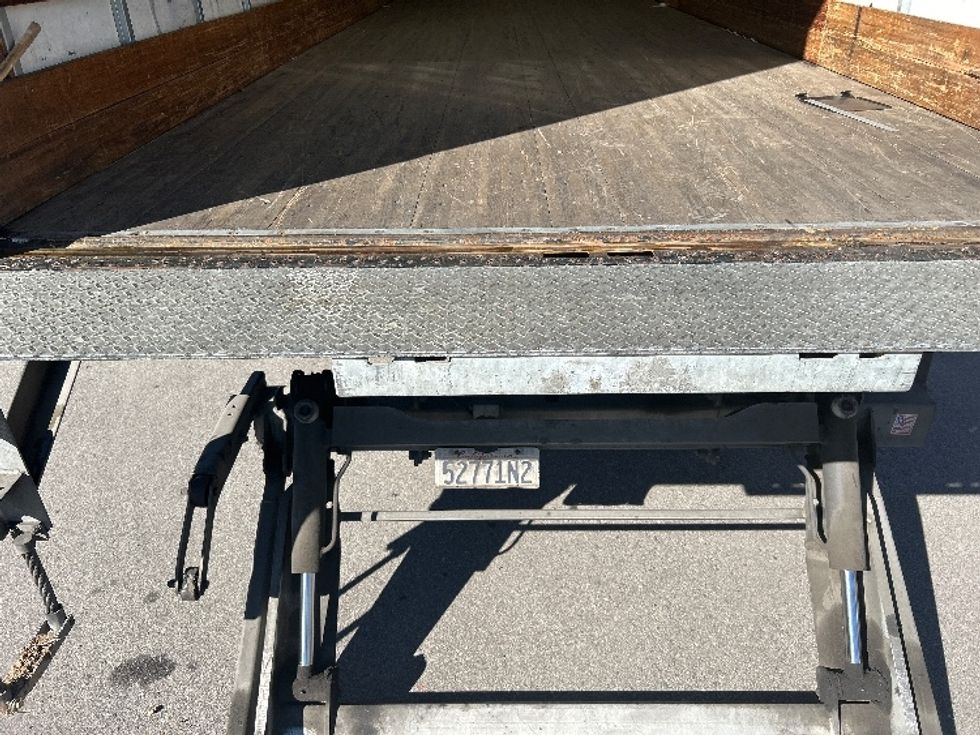 Medium Duty Box Truck-Light and Medium Duty Trucks-Hino-2019-268-Fontana-CA-173,805\n\t\tmiles-$ 52,500 - Image 10