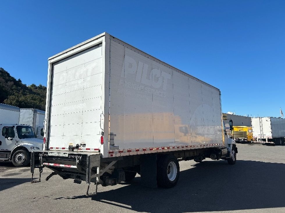 Medium Duty Box Truck-Light and Medium Duty Trucks-Hino-2019-268-Fontana-CA-173,805\n\t\tmiles-$ 52,500 - Image 11