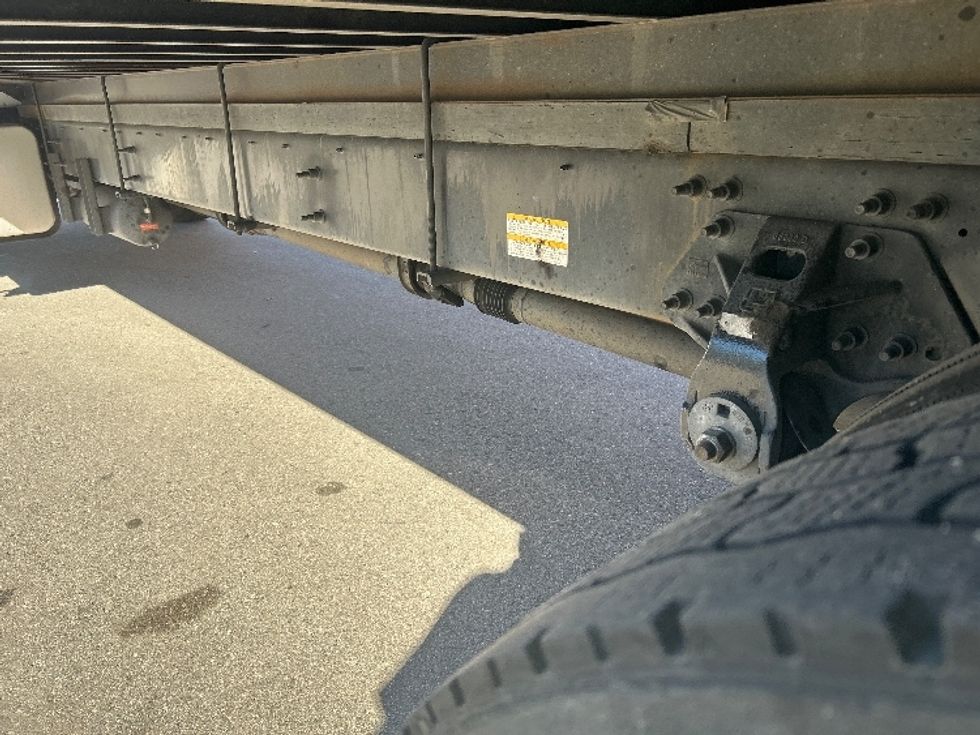 Medium Duty Box Truck-Light and Medium Duty Trucks-Hino-2019-268-Fontana-CA-173,805\n\t\tmiles-$ 52,500 - Image 5