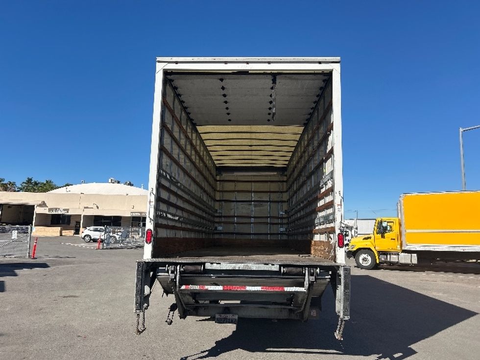 Medium Duty Box Truck-Light and Medium Duty Trucks-Hino-2019-268-Fontana-CA-173,805\n\t\tmiles-$ 52,500 - Image 8