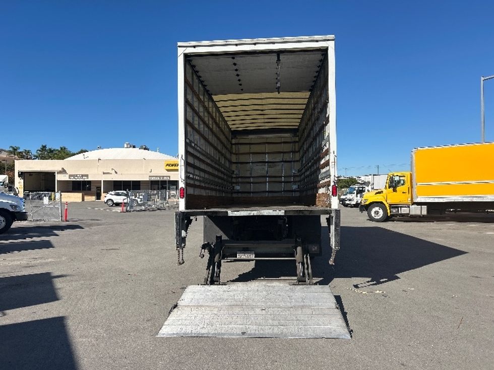 Medium Duty Box Truck-Light and Medium Duty Trucks-Hino-2019-268-Fontana-CA-173,805\n\t\tmiles-$ 52,500 - Image 9