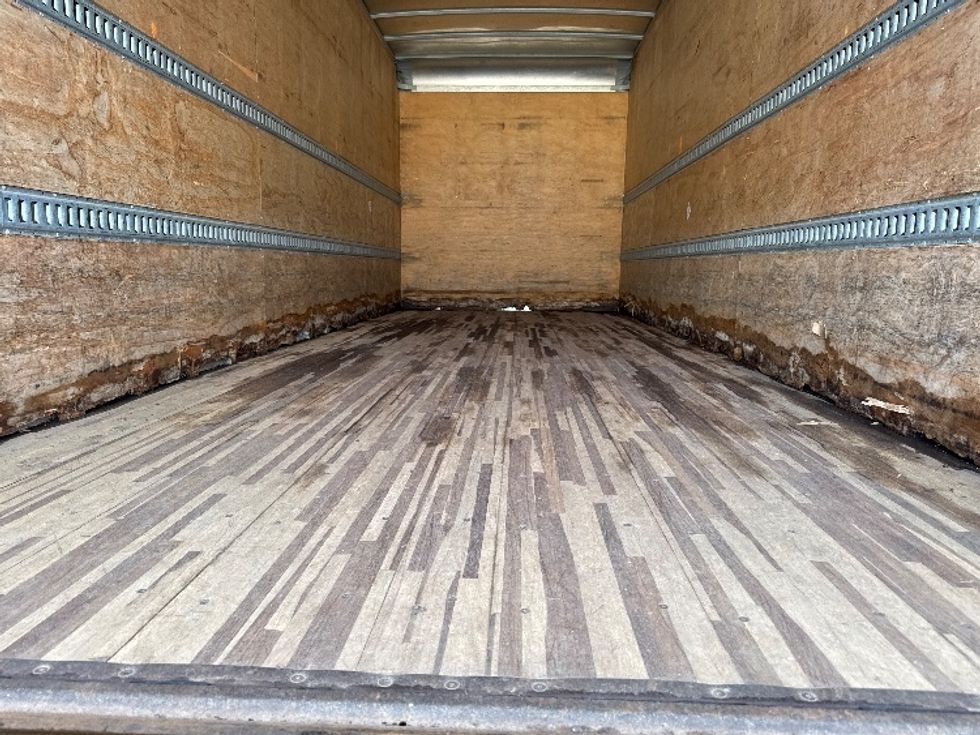 Medium Duty Box Truck-Light and Medium Duty Trucks-Hino-2019-268-Fontana-CA-198,513\n\t\tmiles-$ 49,250 - Image 10