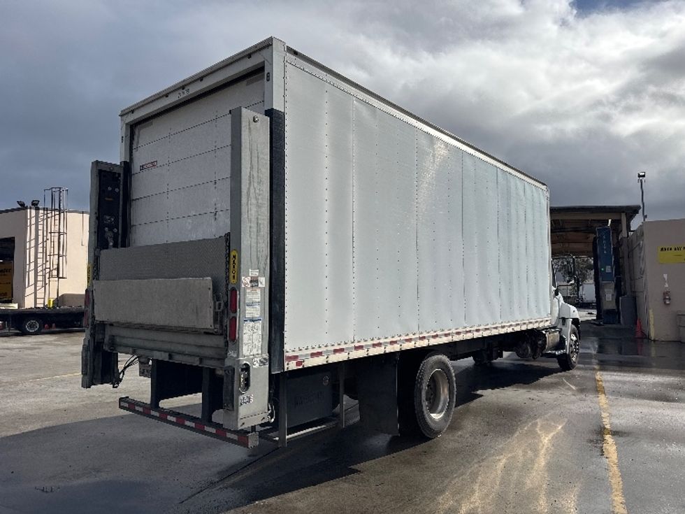 Medium Duty Box Truck-Light and Medium Duty Trucks-Hino-2019-268-Fontana-CA-198,513\n\t\tmiles-$ 49,250 - Image 13