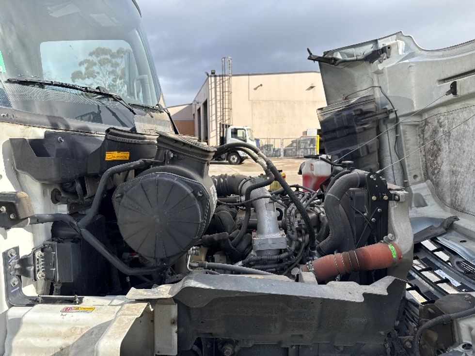 Medium Duty Box Truck-Light and Medium Duty Trucks-Hino-2019-268-Fontana-CA-198,513\n\t\tmiles-$ 49,250 - Image 23