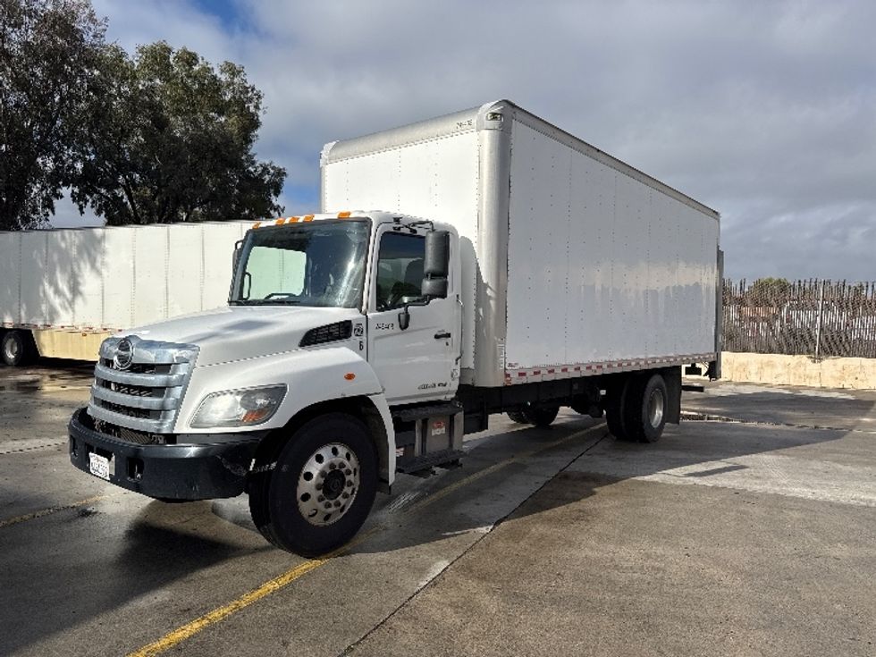 Medium Duty Box Truck-Light and Medium Duty Trucks-Hino-2019-268-Fontana-CA-198,513\n\t\tmiles-$ 49,250 - Image 3