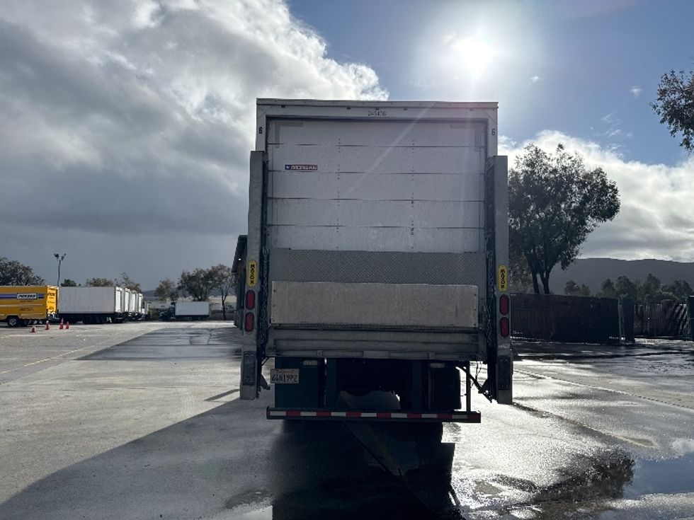 Medium Duty Box Truck-Light and Medium Duty Trucks-Hino-2019-268-Fontana-CA-198,513\n\t\tmiles-$ 49,250 - Image 7