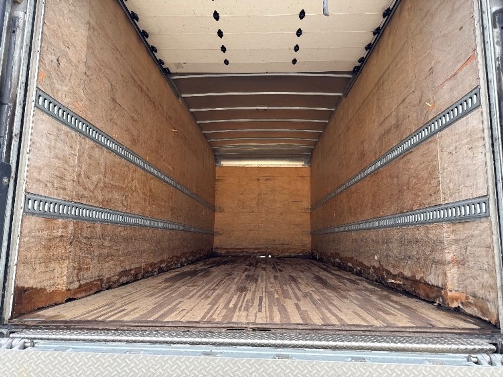 Medium Duty Box Truck-Light and Medium Duty Trucks-Hino-2019-268-Fontana-CA-198,513\n\t\tmiles-$ 49,250 - Image 8