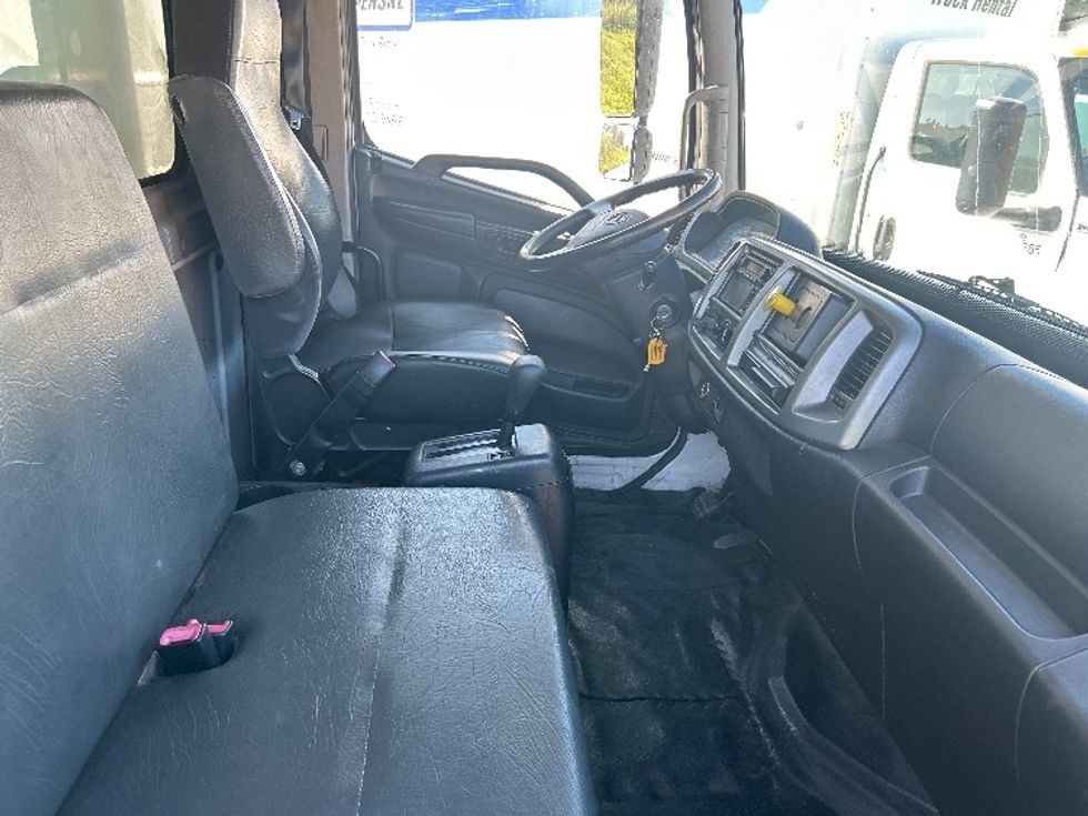 Medium Duty Box Truck-Light and Medium Duty Trucks-Hino-2019-268-Fontana-CA-204,229\n\t\tmiles-$ 46,750 - Image 22
