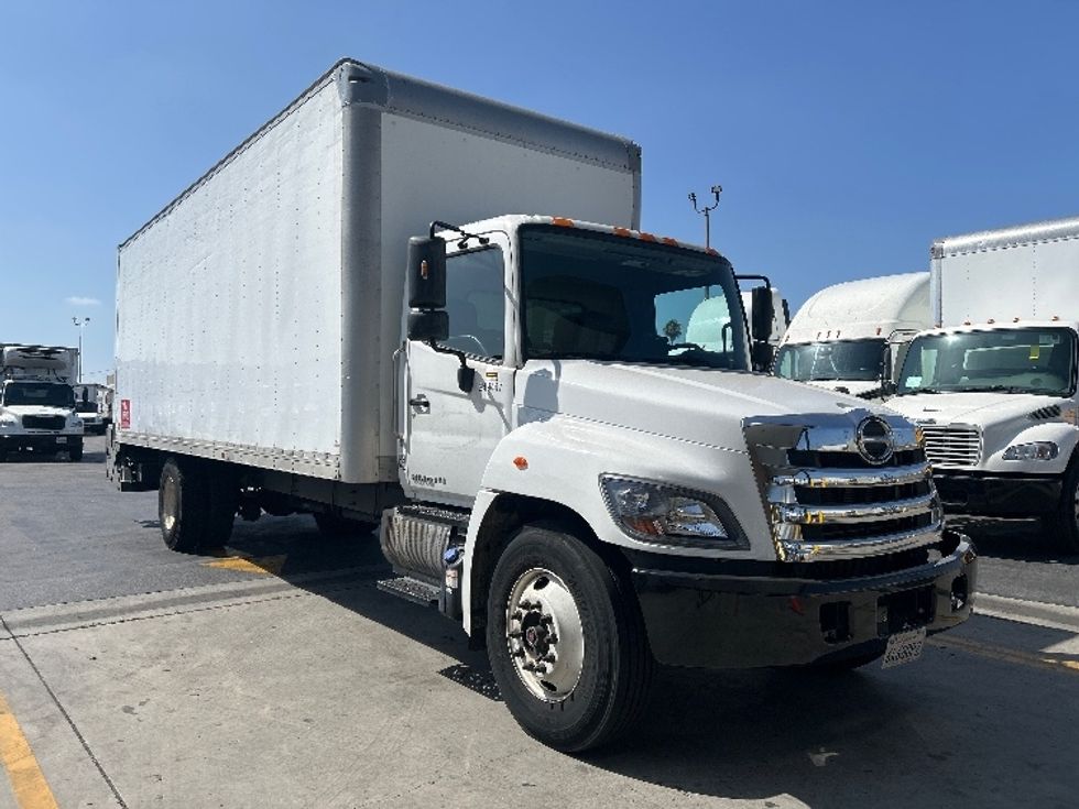Medium Duty Box Truck-Light and Medium Duty Trucks-Hino-2019-268-Fontana-CA-210,985\n\t\tmiles-$ 46,000 - Image 1