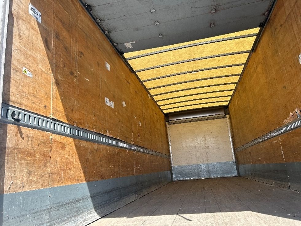 Medium Duty Box Truck-Light and Medium Duty Trucks-Hino-2019-268-Fontana-CA-210,985\n\t\tmiles-$ 46,000 - Image 11