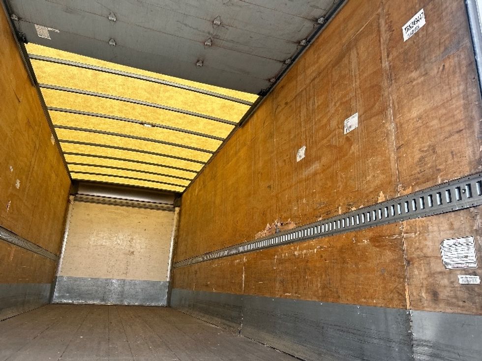 Medium Duty Box Truck-Light and Medium Duty Trucks-Hino-2019-268-Fontana-CA-210,985\n\t\tmiles-$ 46,000 - Image 12