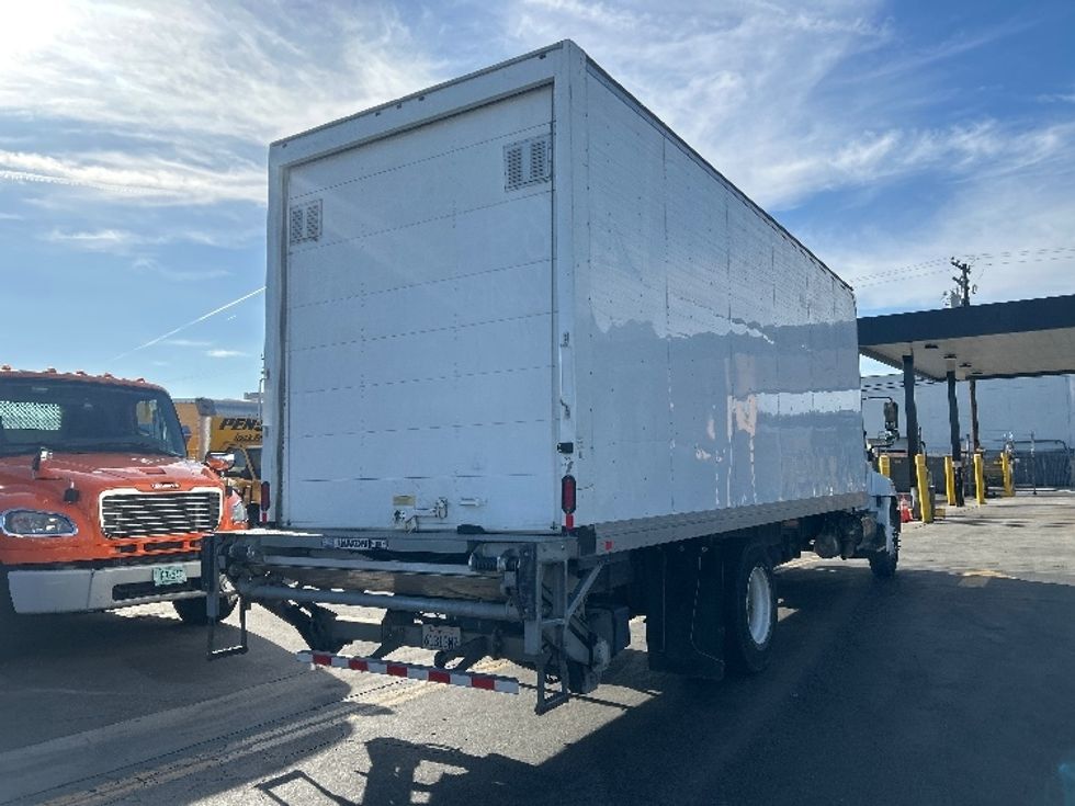 Medium Duty Box Truck-Light and Medium Duty Trucks-Hino-2019-268-Fontana-CA-211,970\n\t\tmiles-$ 44,500 - Image 13