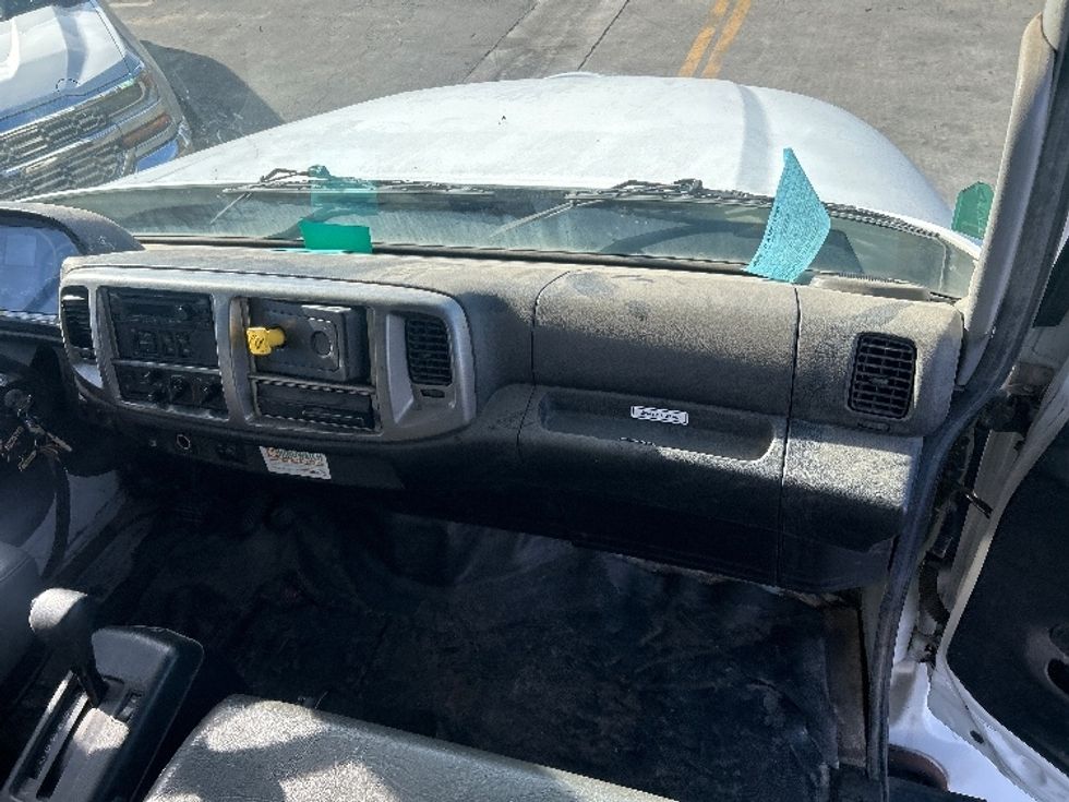 Medium Duty Box Truck-Light and Medium Duty Trucks-Hino-2019-268-Fontana-CA-211,970\n\t\tmiles-$ 44,500 - Image 21