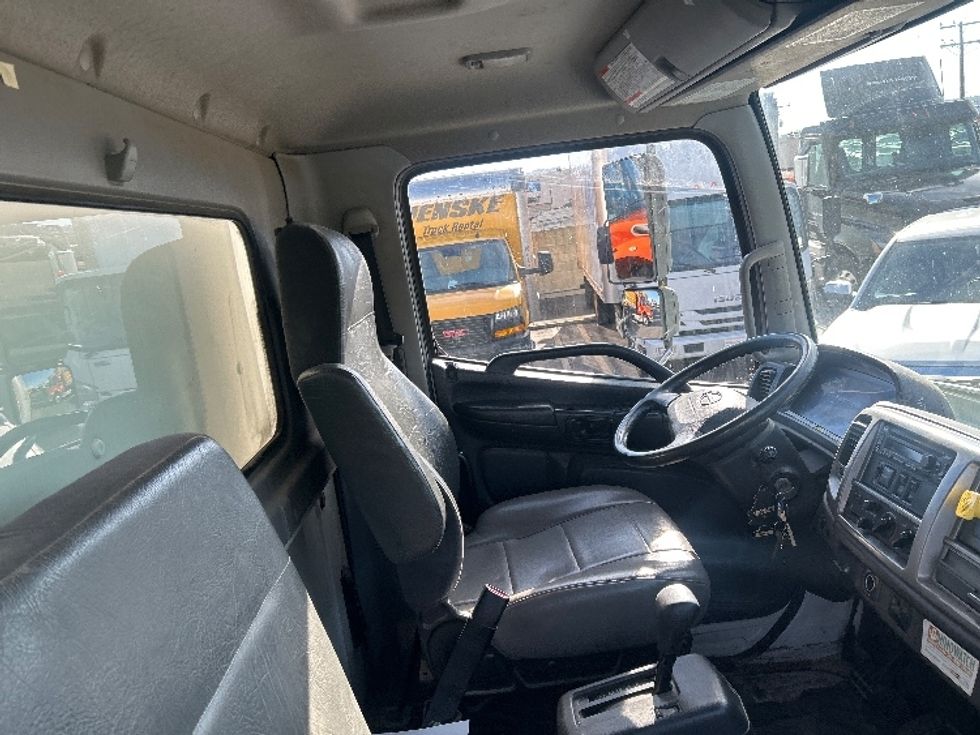 Medium Duty Box Truck-Light and Medium Duty Trucks-Hino-2019-268-Fontana-CA-211,970\n\t\tmiles-$ 44,500 - Image 22