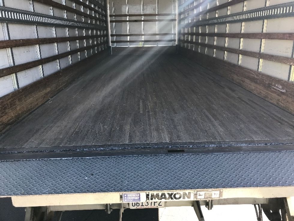 Medium Duty Box Truck-Light and Medium Duty Trucks-Hino-2019-268-Fontana-CA-225,057\n\t\tmiles-$ 44,250 - Image 10