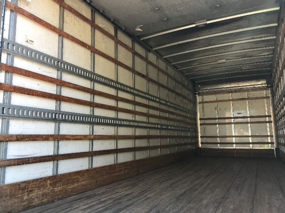 Medium Duty Box Truck-Light and Medium Duty Trucks-Hino-2019-268-Fontana-CA-229,461\n\t\tmiles-$ 43,500 - Image 11