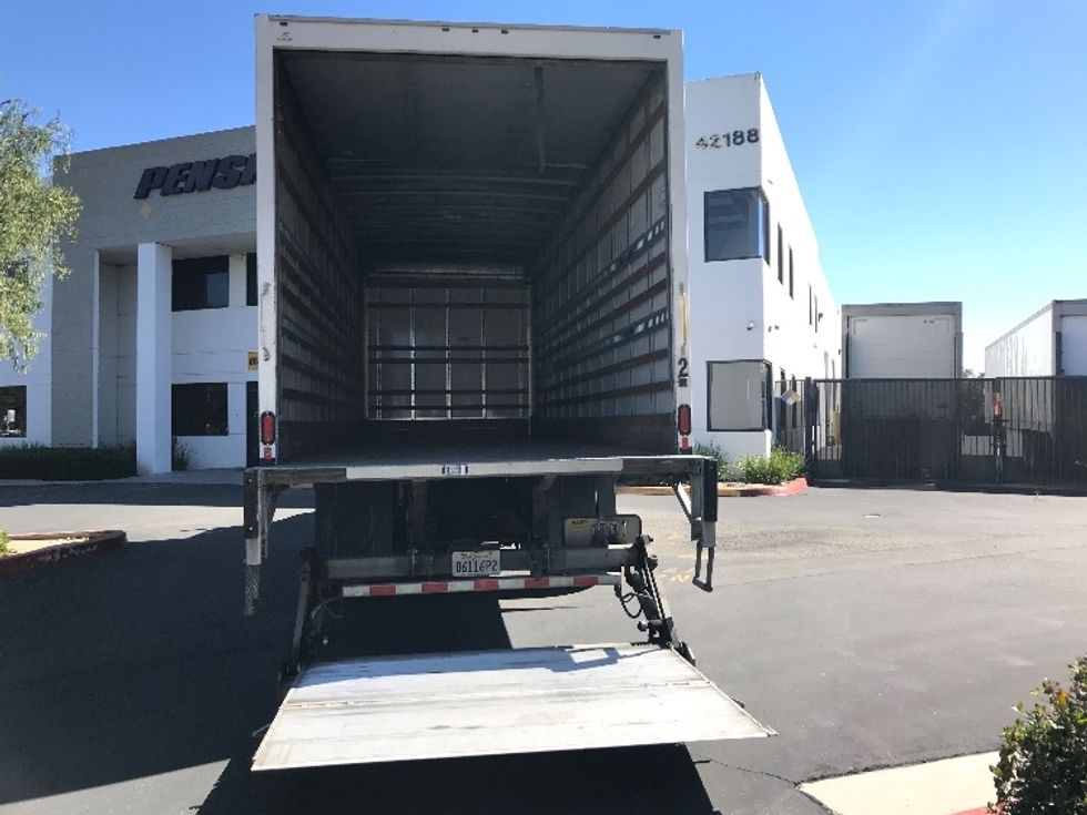 Medium Duty Box Truck-Light and Medium Duty Trucks-Hino-2019-268-Fontana-CA-229,461\n\t\tmiles-$ 43,500 - Image 9