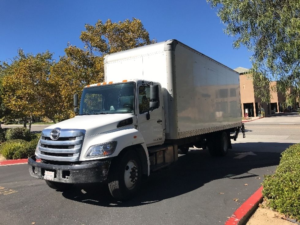 Medium Duty Box Truck-Light and Medium Duty Trucks-Hino-2019-268-Fontana-CA-235,400\n\t\tmiles-$ 42,750 - Image 3