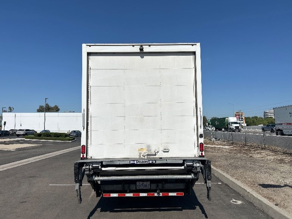 Medium Duty Box Truck-Light and Medium Duty Trucks-Hino-2019-268-Fontana-CA-238,355\n\t\tmiles-$ 36,000 - Image 7
