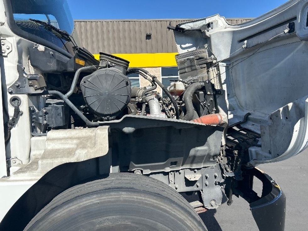 Medium Duty Box Truck-Light and Medium Duty Trucks-Hino-2019-268-Fontana-CA-238,463\n\t\tmiles-$ 41,250 - Image 22