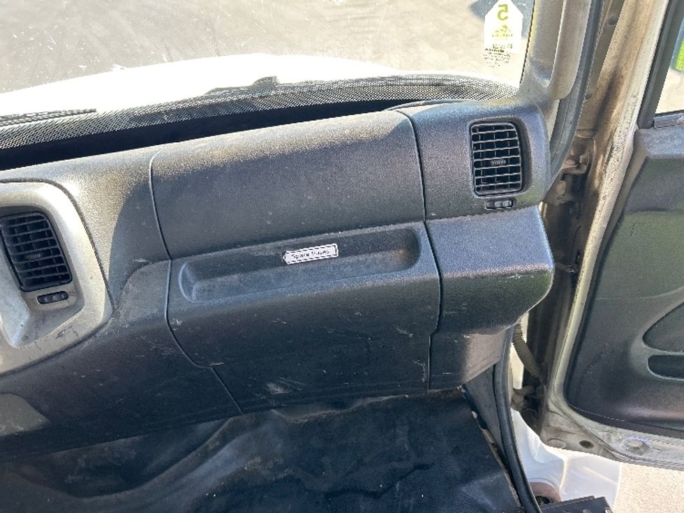 Medium Duty Box Truck-Light and Medium Duty Trucks-Hino-2019-268-Fontana-CA-245,221\n\t\tmiles-$ 41,250 - Image 21