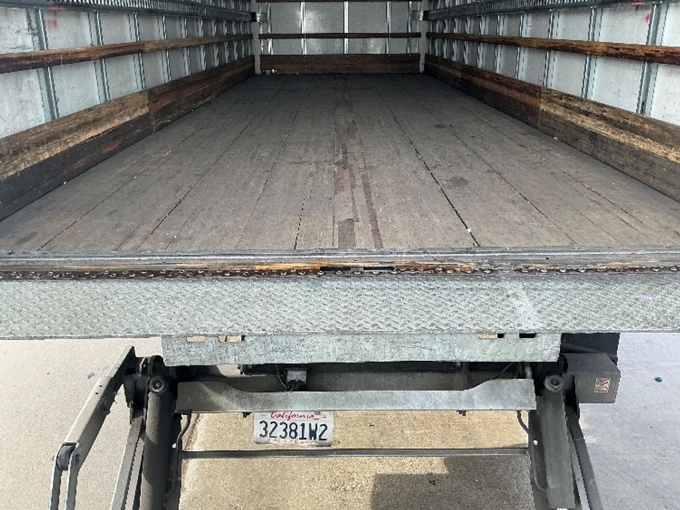 Medium Duty Box Truck-Light and Medium Duty Trucks-Hino-2019-268-Fontana-CA-291,881\n\t\tmiles-$ 33,750 - Image 10