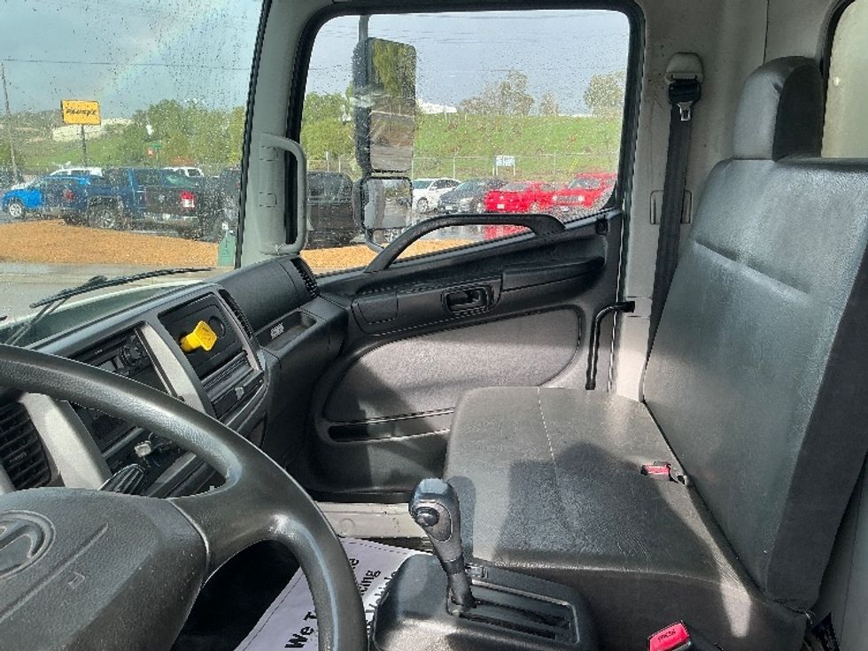 Medium Duty Box Truck-Light and Medium Duty Trucks-Hino-2019-268-Fontana-CA-291,881\n\t\tmiles-$ 33,750 - Image 19