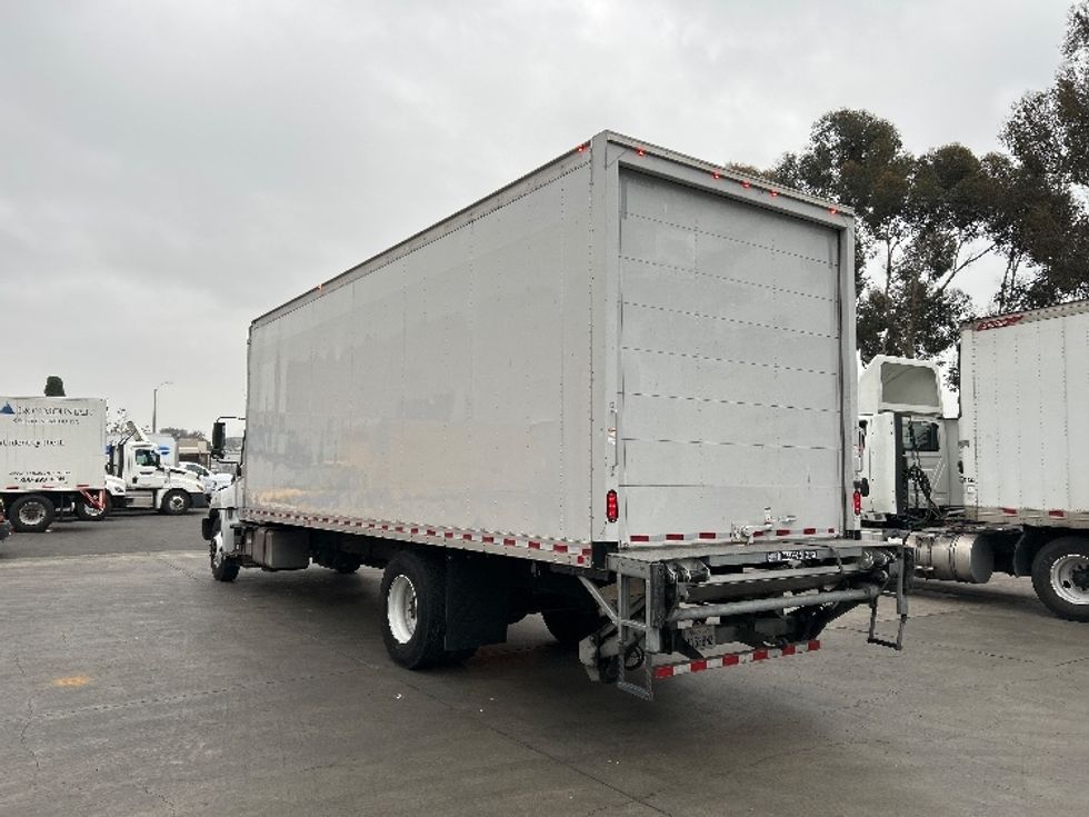 Medium Duty Box Truck-Light and Medium Duty Trucks-Hino-2019-268-Fontana-CA-93,566\n\t\tmiles-$ 62,250 - Image 6