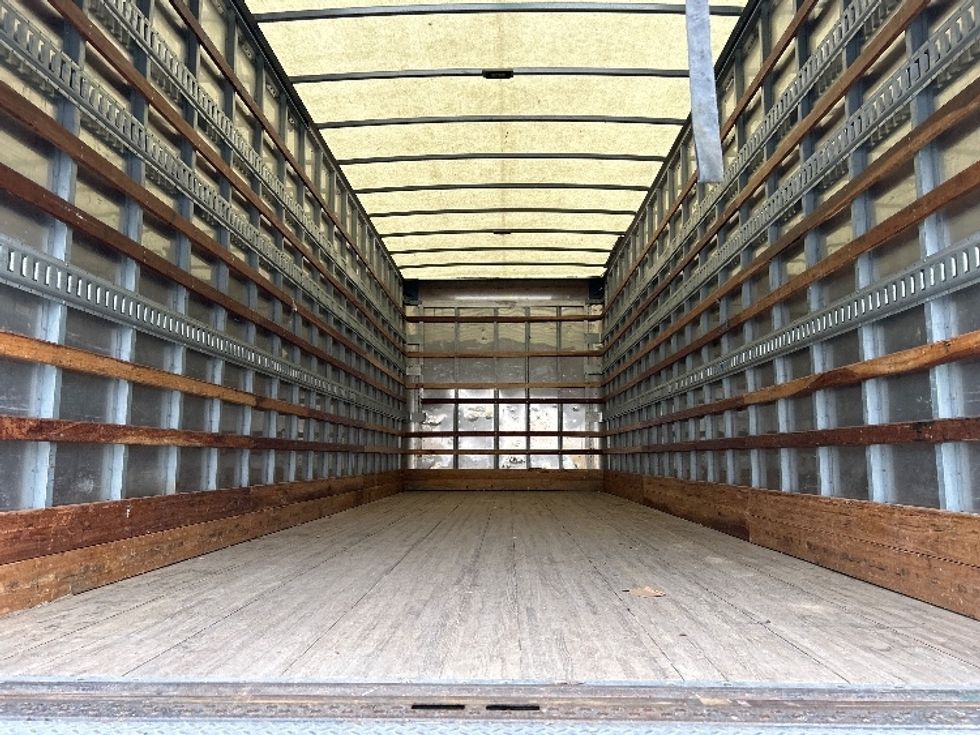 Medium Duty Box Truck-Light and Medium Duty Trucks-Hino-2019-268-Fontana-CA-93,566\n\t\tmiles-$ 62,250 - Image 8