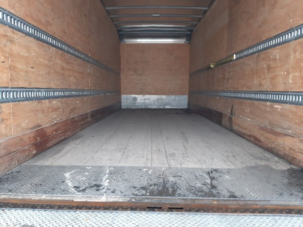 Medium Duty Box Truck-Light and Medium Duty Trucks-Hino-2019-268-Fort Worth-TX-77,836\n\t\tmiles-$ 63,500 - Image 10