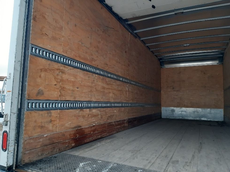 Medium Duty Box Truck-Light and Medium Duty Trucks-Hino-2019-268-Fort Worth-TX-77,836\n\t\tmiles-$ 63,500 - Image 11