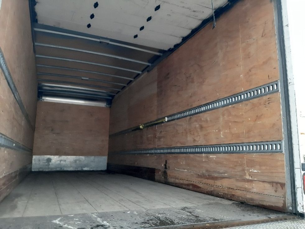 Medium Duty Box Truck-Light and Medium Duty Trucks-Hino-2019-268-Fort Worth-TX-77,836\n\t\tmiles-$ 63,500 - Image 12