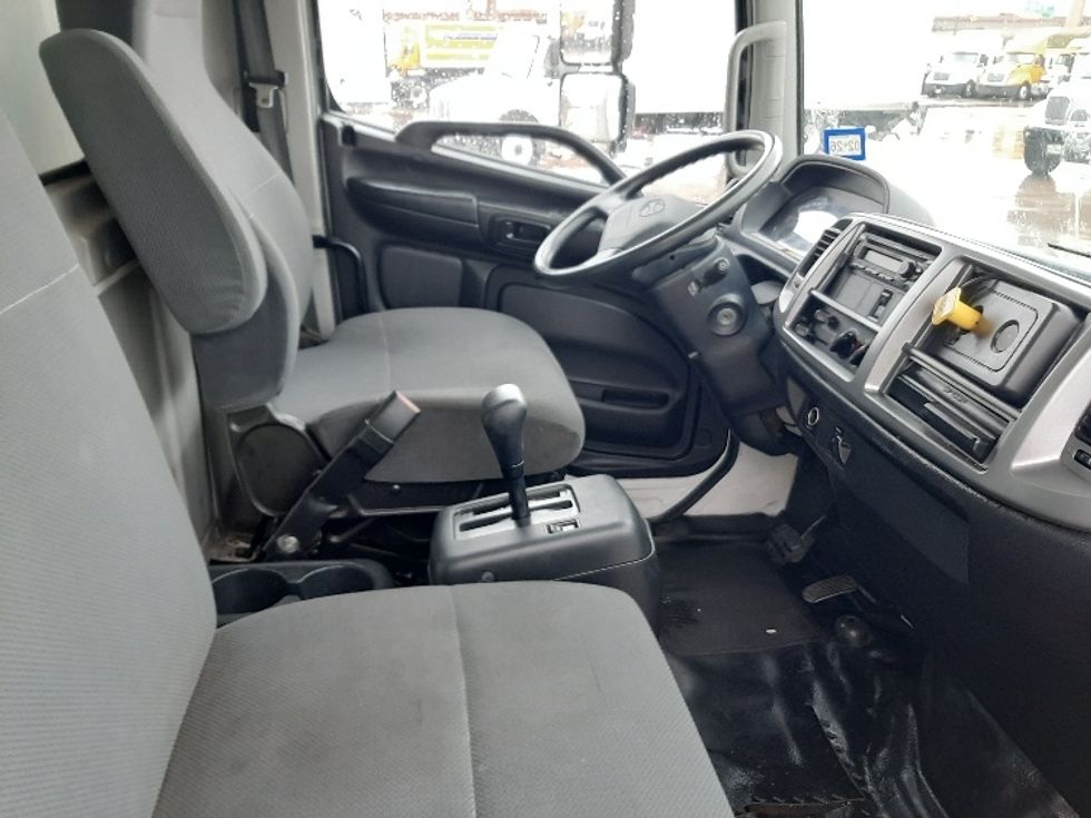 Medium Duty Box Truck-Light and Medium Duty Trucks-Hino-2019-268-Fort Worth-TX-77,836\n\t\tmiles-$ 63,500 - Image 22