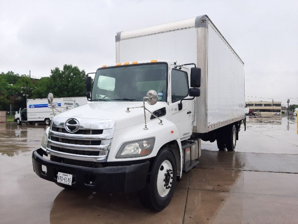 Medium Duty Box Truck-Light and Medium Duty Trucks-Hino-2019-268-Fort Worth-TX-77,836\n\t\tmiles-$ 63,500 - Image 3