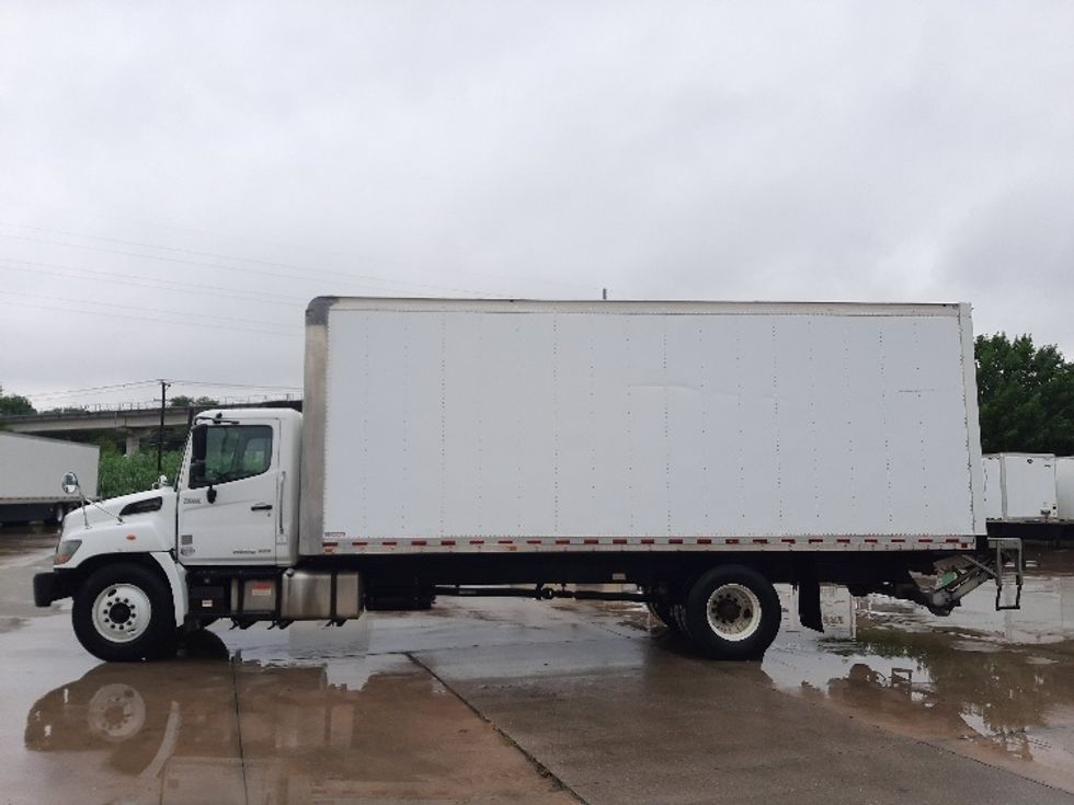 Medium Duty Box Truck-Light and Medium Duty Trucks-Hino-2019-268-Fort Worth-TX-77,836\n\t\tmiles-$ 63,500 - Image 4